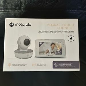 New in Box Motorola VM36XL Baby Monitor Camera Remote Pan Tilt Touchscreen